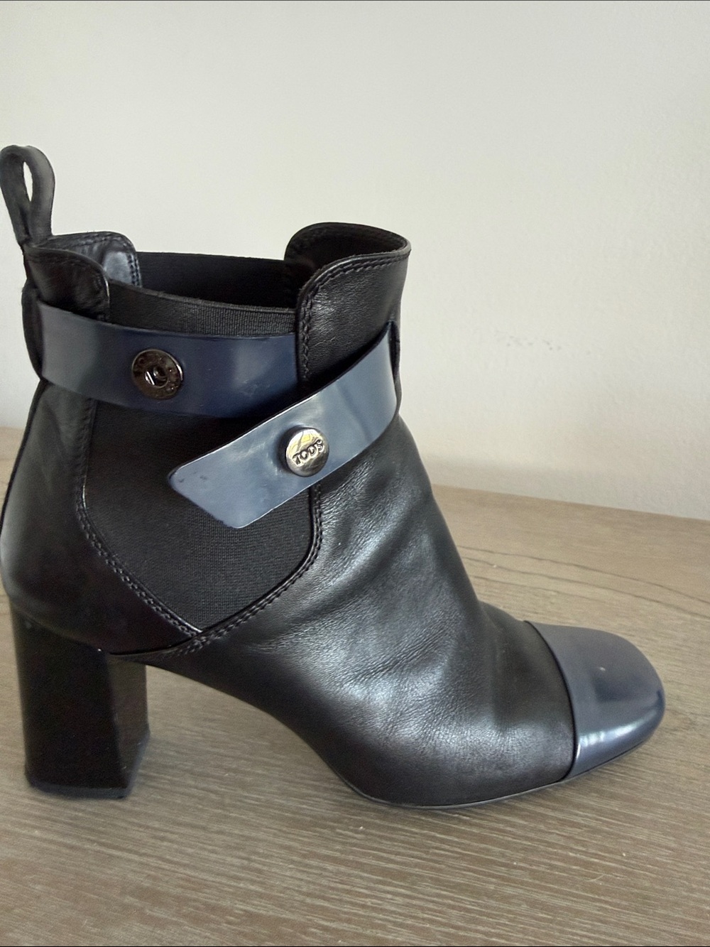 TOD'S Black Leather Ankle Boots with Navy Accents